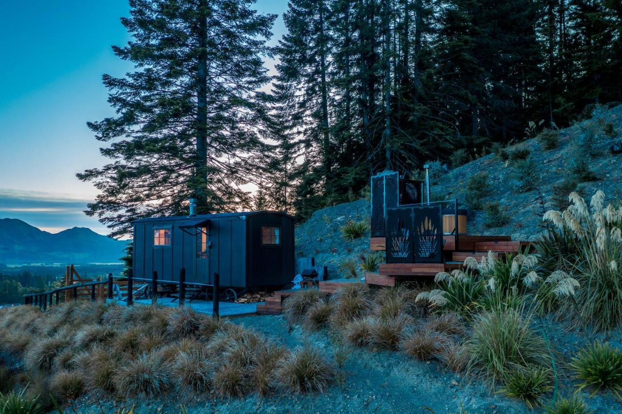 The Shepherds Hut - boutique retreat. Hanmer Springs Extérieur photo